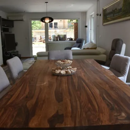 Planika بيت للعطل *